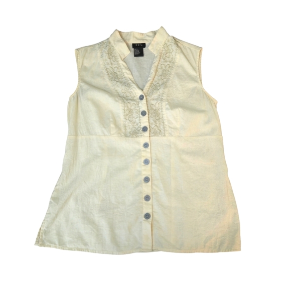 R.Q.T Tops - 🌼3 for $15🦋 RQT‎ Linen Blend Silver Floral Embroidery Split Neck Top Medium